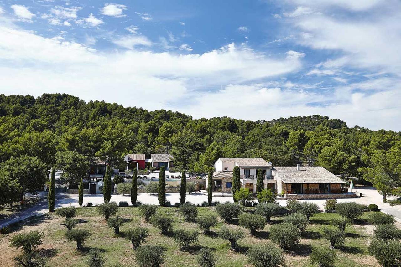 Le Jas De Joucas Hotel-Restaurant Экстерьер фото